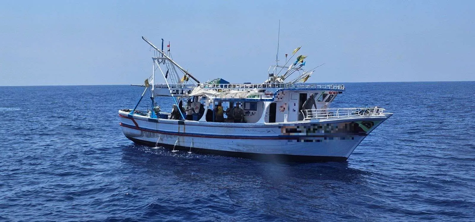 ΦΩΤΟ: Ψαρόβαρκα τρίτης χώρας εισήλθε στην κυπριακή ΑΟΖ-Πλήρωσαν εξώδικο €8,000