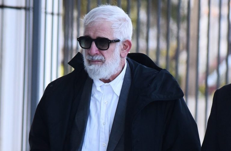 Δίκη Φιλιππίδη: Βολές στο ΣΕΗ από μάρτυρα υπεράσπισης – Τι κατέθεσε η Βάνα Μπάρμπα