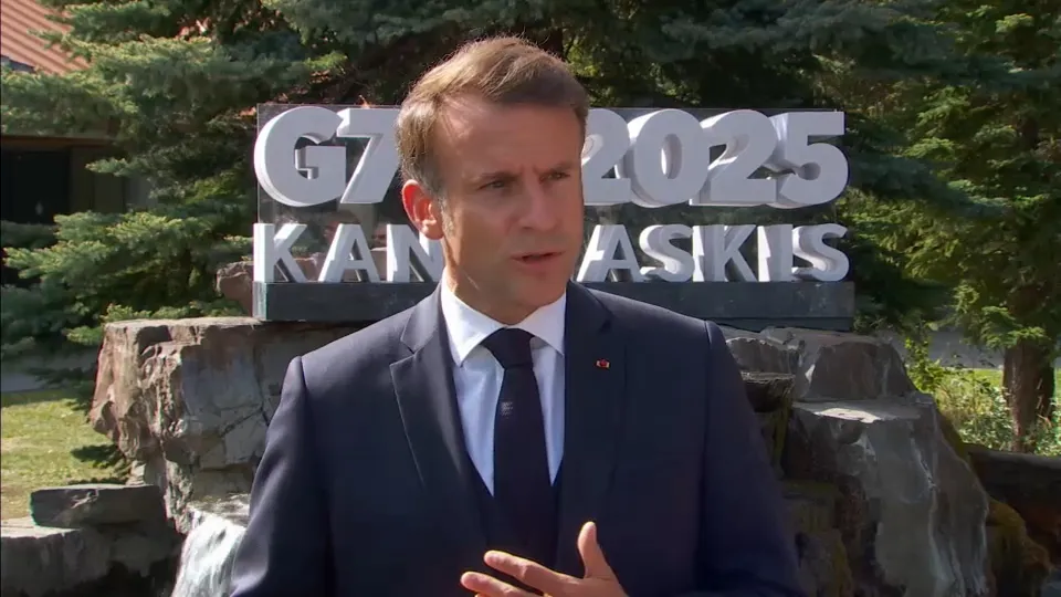 Μακρόν: Στρατηγικό λάθος να αλλάξει καθεστώς Ιράν δια της βίας