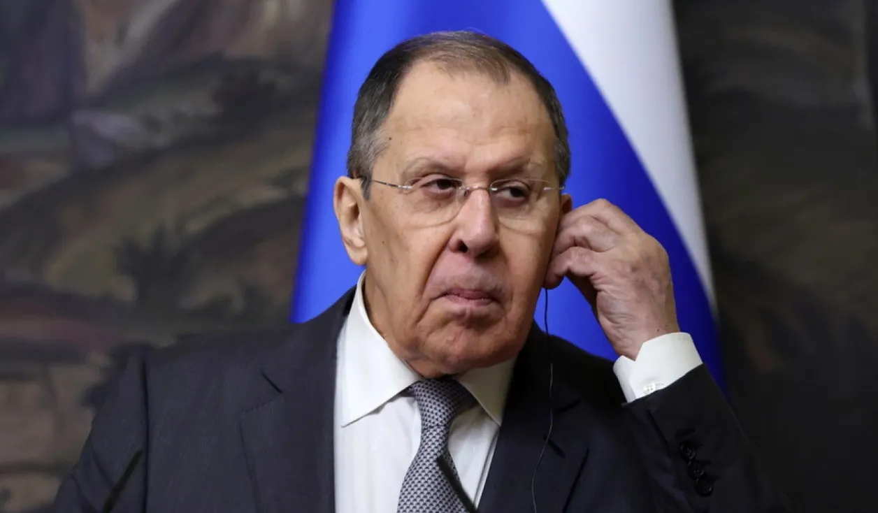 Λαβρόφ: Η Ρωσία αναμένει οι συνομιλίες με την Ουκρανία να συνεχιστούν