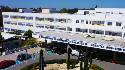Χαριλάου: «Καμία ζωή σε κίνδυνο λόγω καθυστέρησης στο νέο κτήριο εντατικής νεογνών»