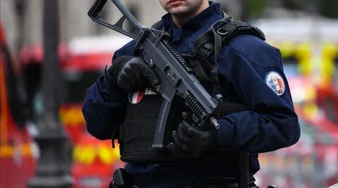 Γαλλία: Αυτοκίνητο έπεσε σε πλήθος - «Ο Αλλάχ είναι μεγάλος», φώναζε ο δράστης