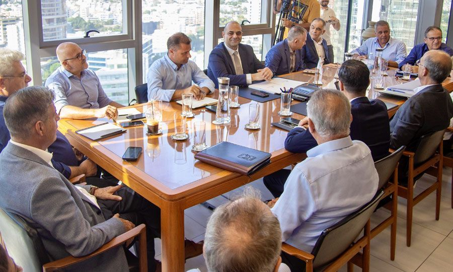 ΑΤΑ / Εξετάζουν τα επόμενα τους βήματα οι συντεχνίες μετά το ναυάγιο – Αναμένεται πανσυνδικαλιστική