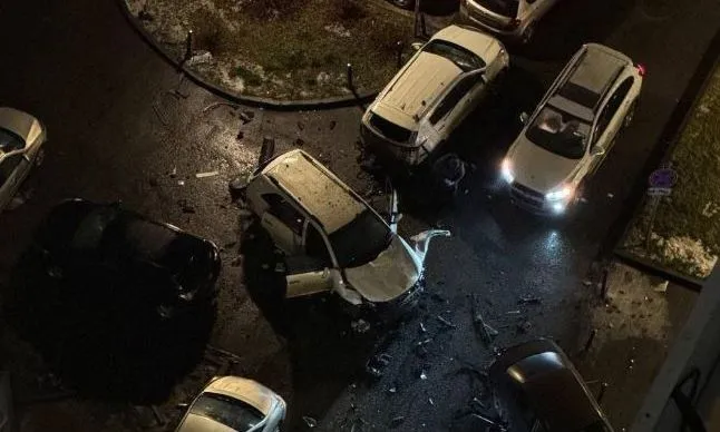 &Rho;&omega;&sigma;ί&alpha;: &Sigma;&tau;&rho;&alpha;&tau;&eta;&gamma;ό&sigmaf; &sigma;&kappa;&omicron;&tau;ώ&theta;&eta;&kappa;&epsilon; &alpha;&pi;ό έ&kappa;&rho;&eta;&xi;&eta; &beta;ό&mu;&beta;&alpha;&sigmaf; &tau;&omicron;&pi;&omicron;&theta;&epsilon;&tau;&eta;&mu;έ&nu;&eta; &sigma;&epsilon; &alpha;&upsilon;&tau;&omicron;&kappa;ί&nu;&eta;&tau;&omicron;