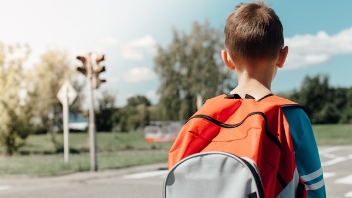 Κραυγή απόγνωσης από μητέρα παιδιού με αναπηρία – Το σχολείο του το αποκλείει από την εκπαίδευση λόγω συνοδού