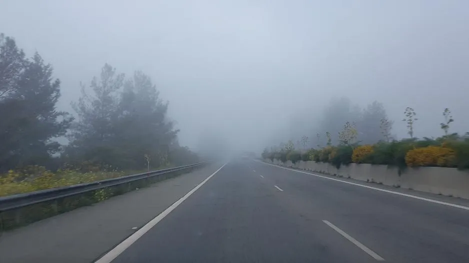 Οδηγοί προσοχή: Πυκνή ομίχλη σε αυτό τον δρόμο