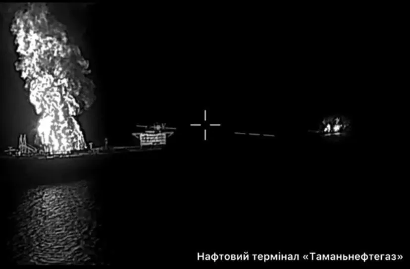 &Omicron; &omicron;&upsilon;&kappa;&rho;&alpha;&nu;&iota;&kappa;ό&sigmaf; &sigma;&tau;&rho;&alpha;&tau;ό&sigmaf; &delta;&eta;&lambda;ώ&nu;&epsilon;&iota; ό&tau;&iota; έ&pi;&lambda;&eta;&xi;&epsilon; &tau;&epsilon;&rho;&mu;&alpha;&tau;&iota;&kappa;ό &sigma;&tau;&alpha;&theta;&mu;ό &pi;&epsilon;&tau;&rho;&epsilon;&lambda;&alpha;ί&omicron;&upsilon;