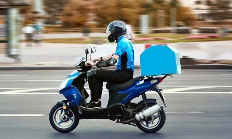 Κουκουλοφόροι κτύπησαν και λήστεψαν διανομέα φαγητού στη Λεμεσό